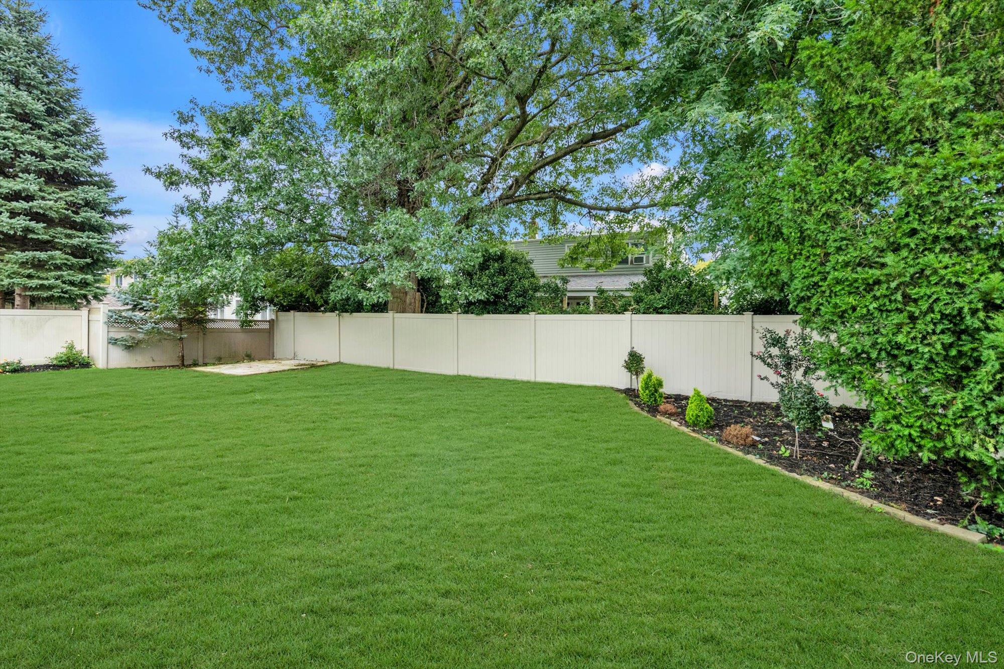 109 Nassau Drive – For Sale photo 26