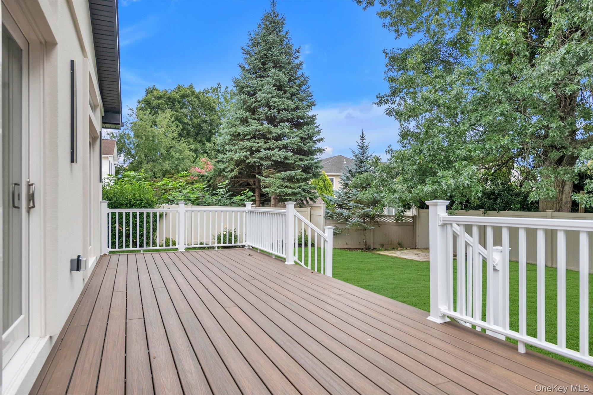 109 Nassau Drive – For Sale photo 25