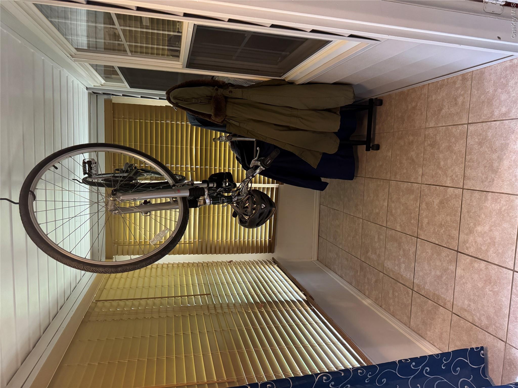 134 Eastbourne Court, Unit A photo 7