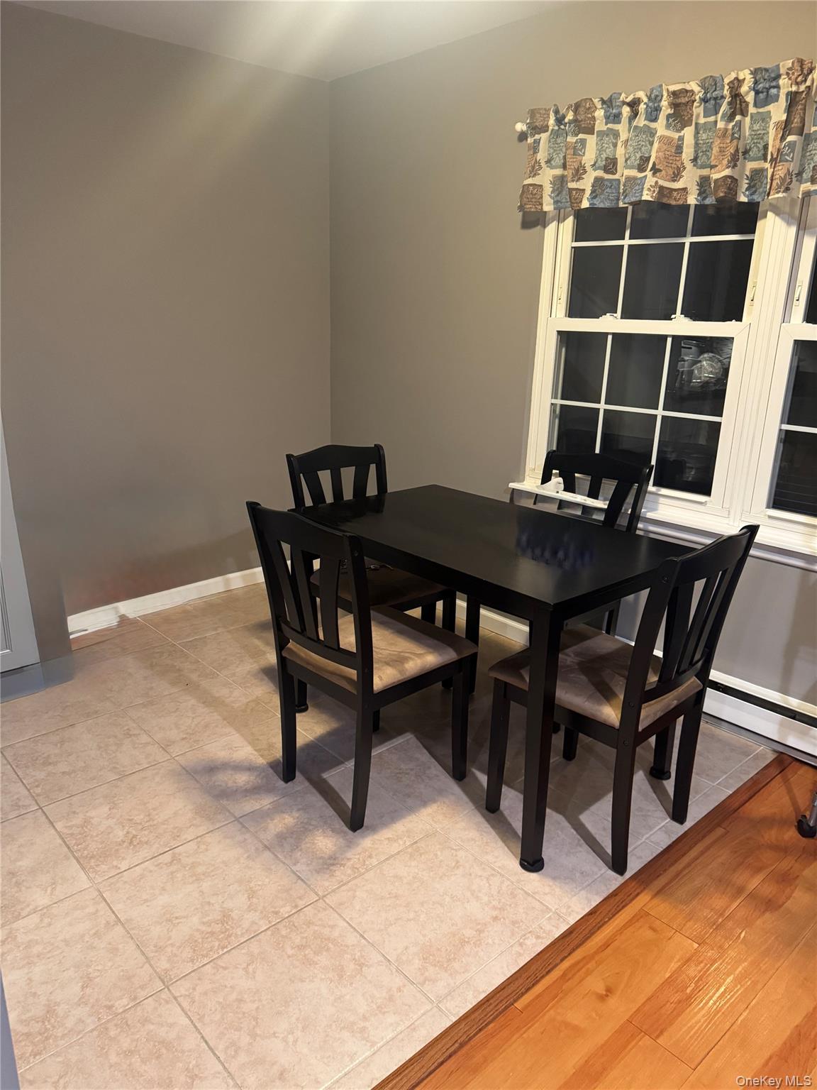134 Eastbourne Court, Unit A photo 7
