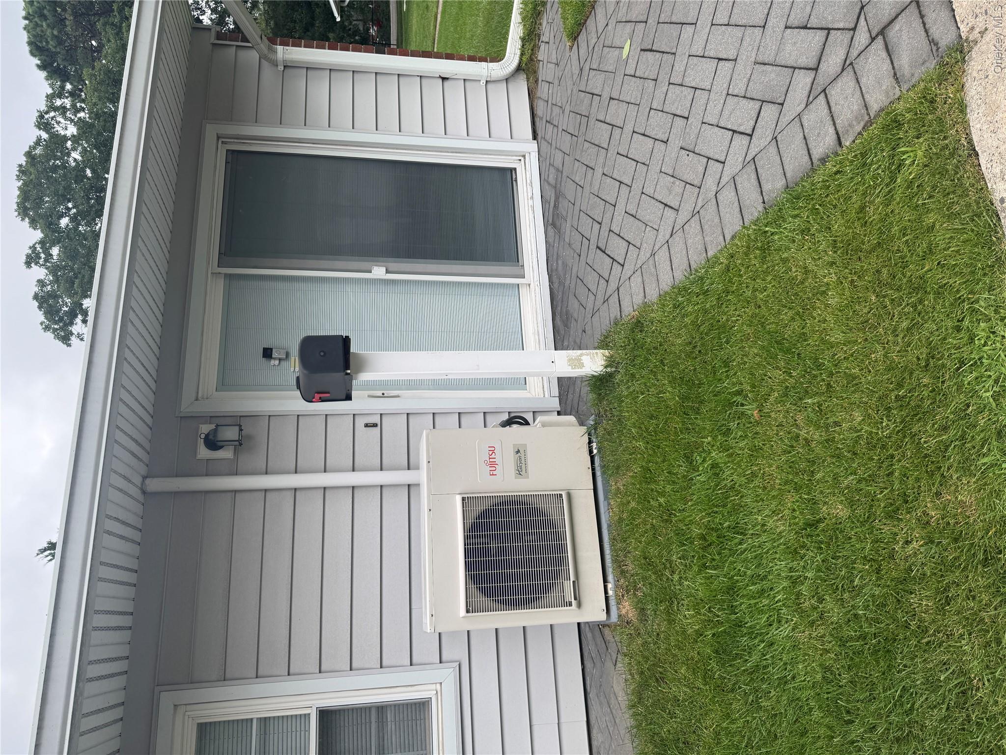 134 Eastbourne Court, Unit A photo 15