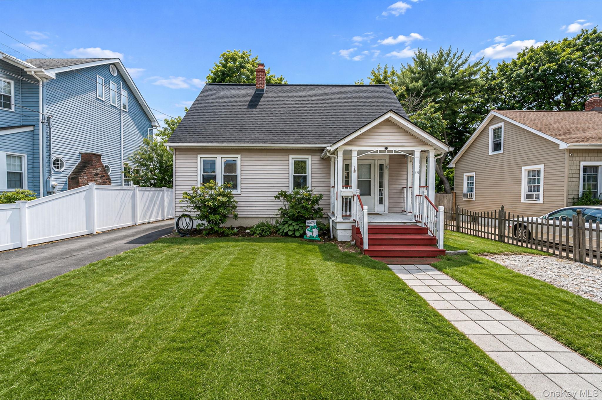 14 Richard Avenue – For Sale