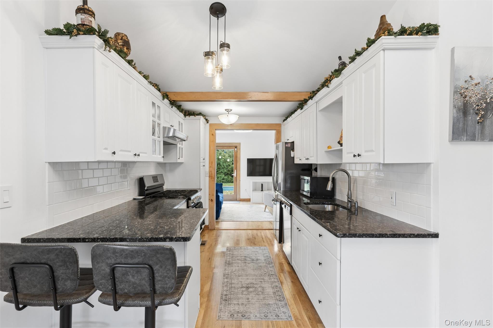 34 W End Avenue – For Sale photo 19