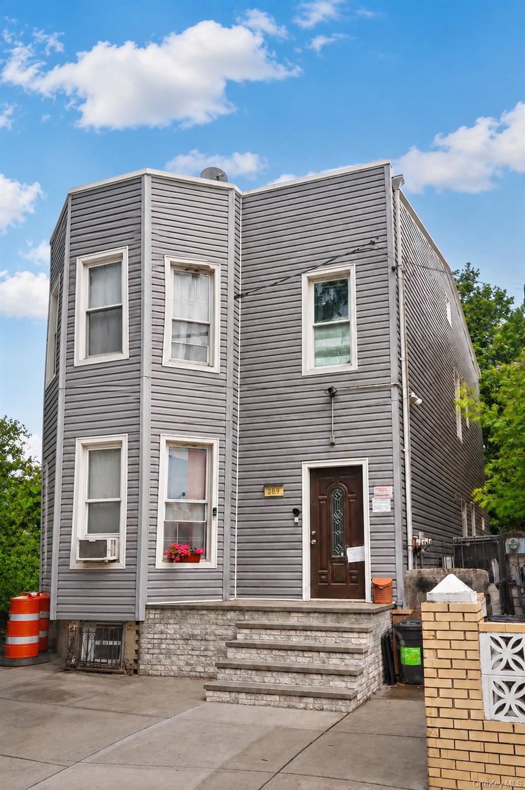 289 New Jersey Avenue – For Sale