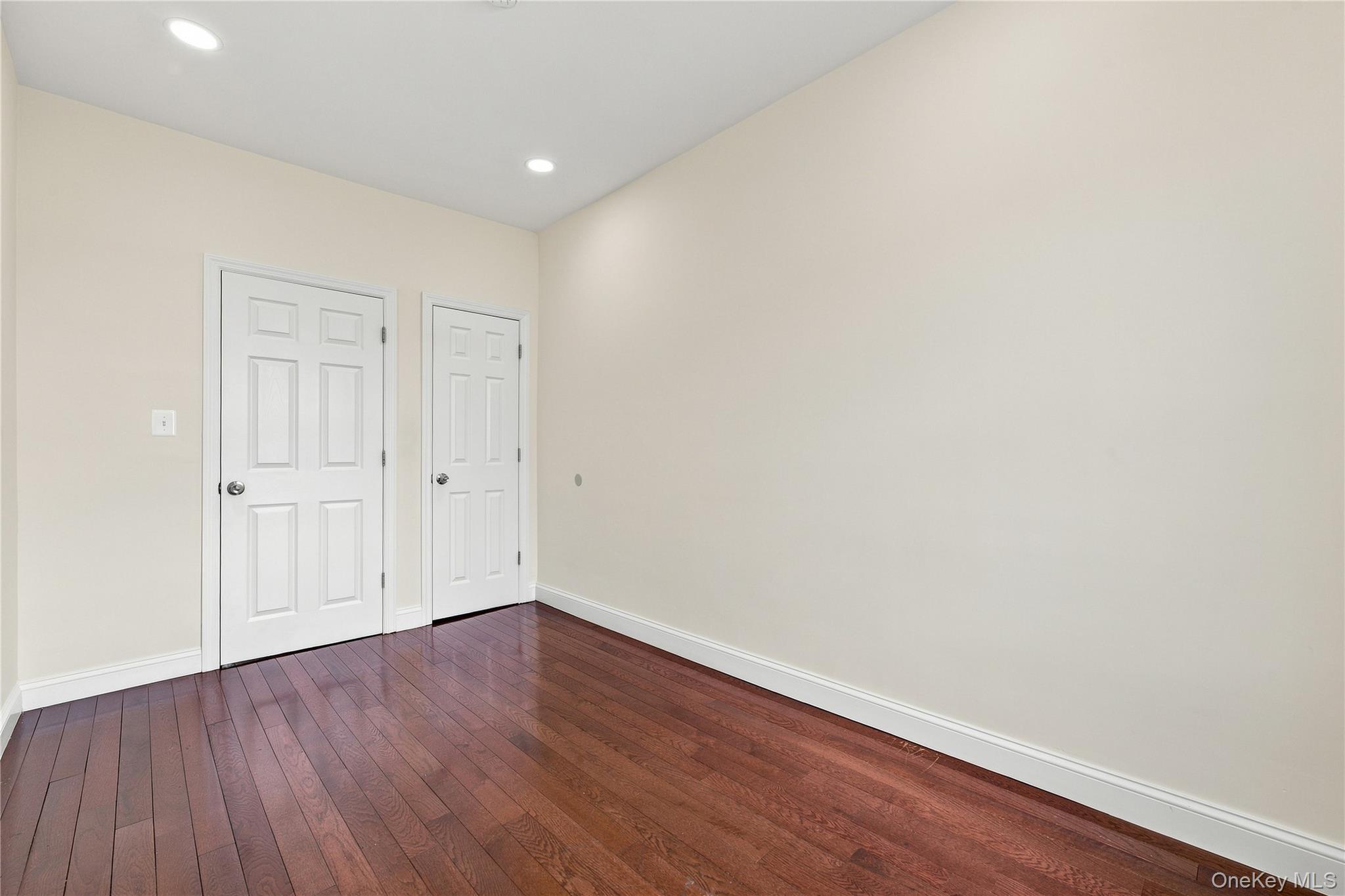 5118 48th Street – For Sale photo 18
