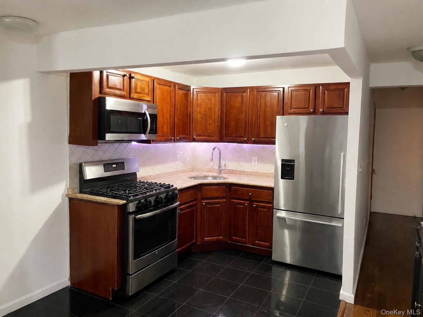 10221 213th Street – For Sale