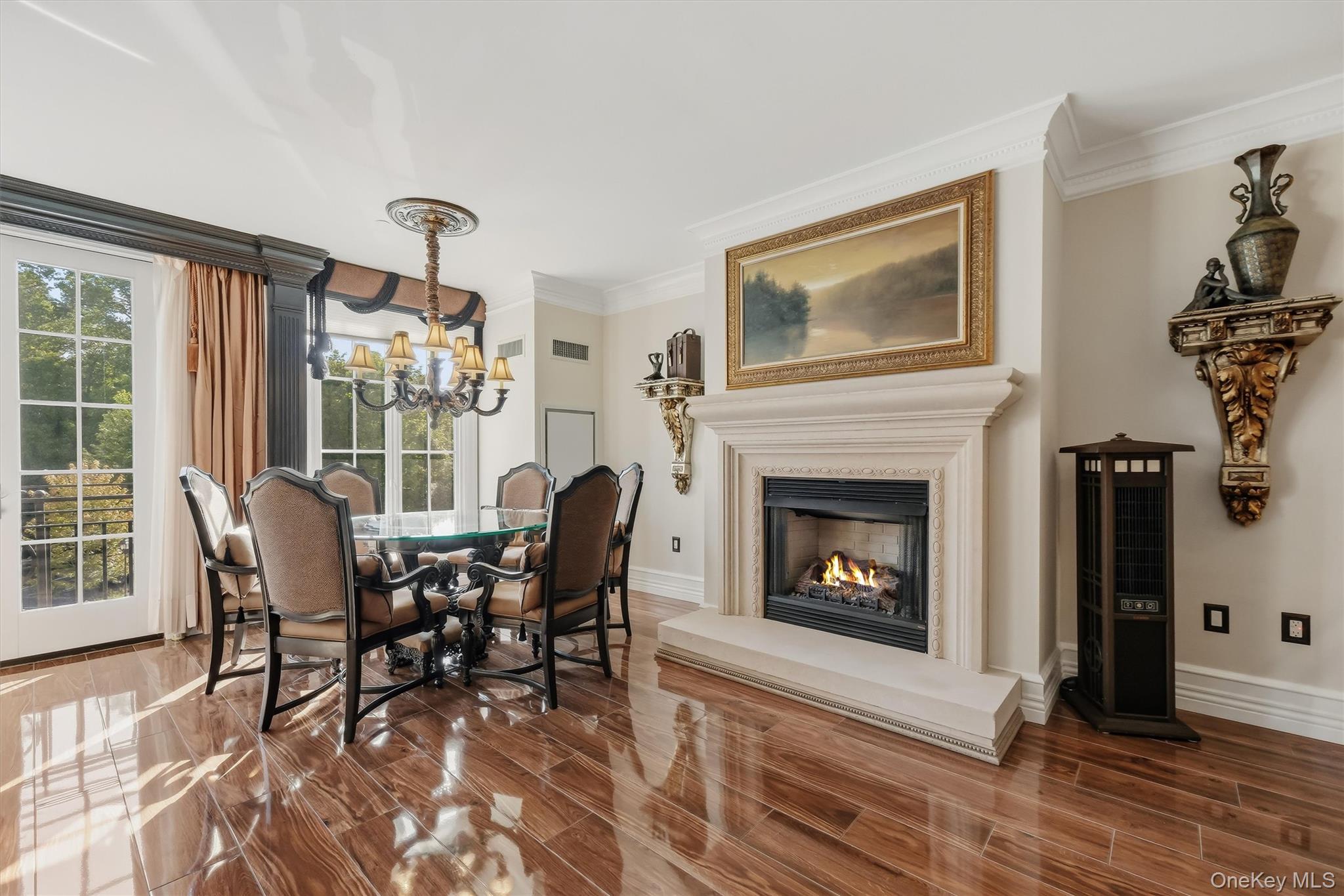 323 Trump Park – For Sale