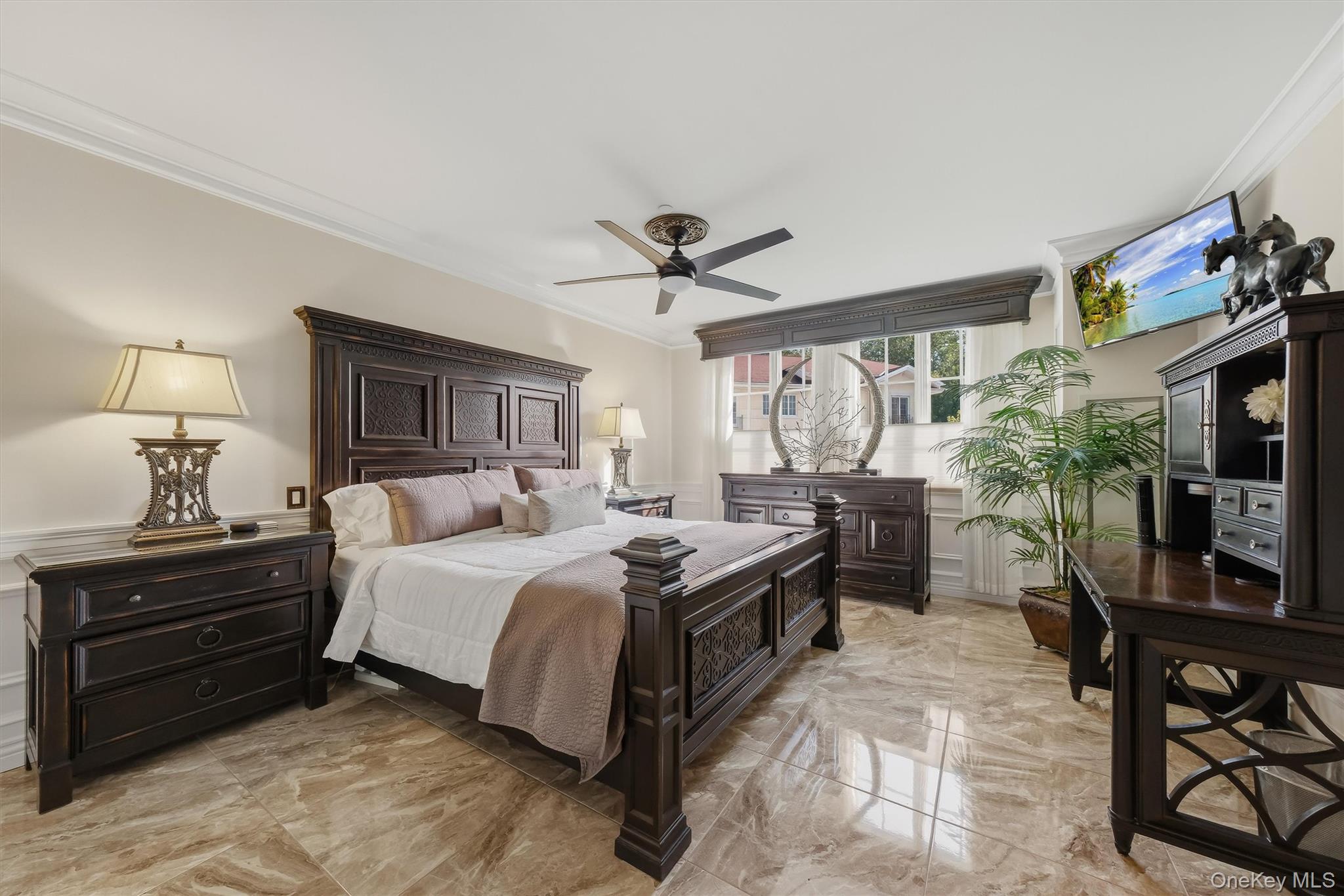323 Trump Park – For Sale photo 8