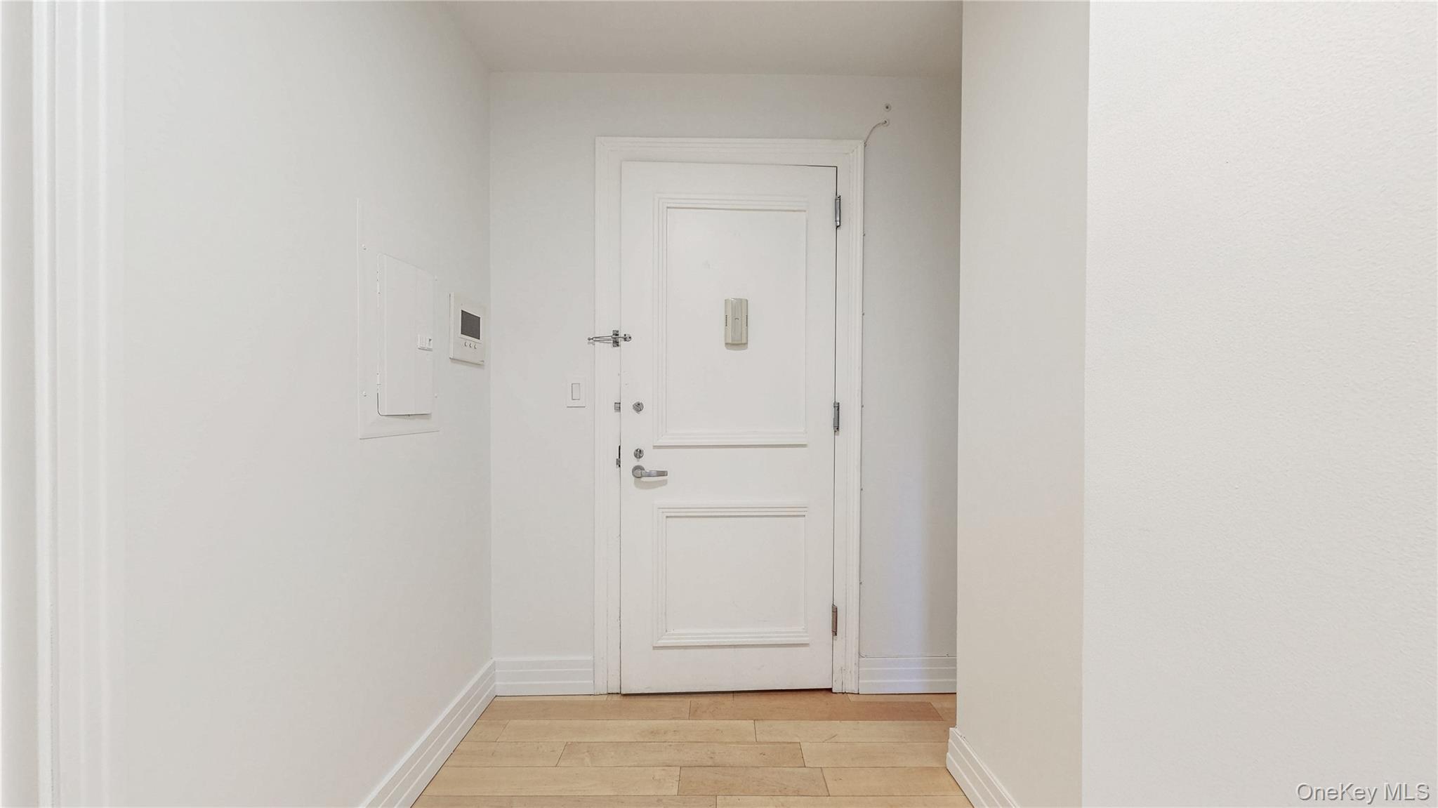 64-05 Yellowstone Boulevard, Unit 409S photo 2