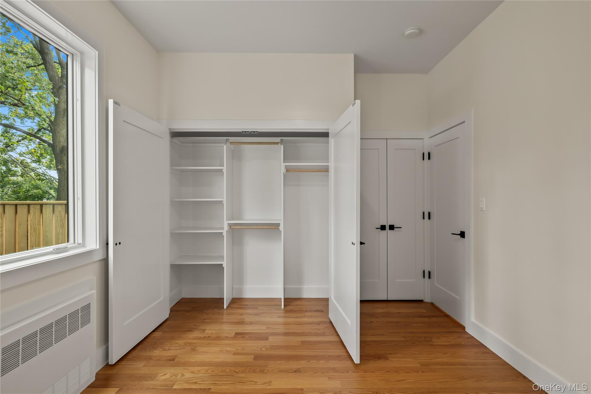 30 E Castle Avenue, Unit #101 photo 37