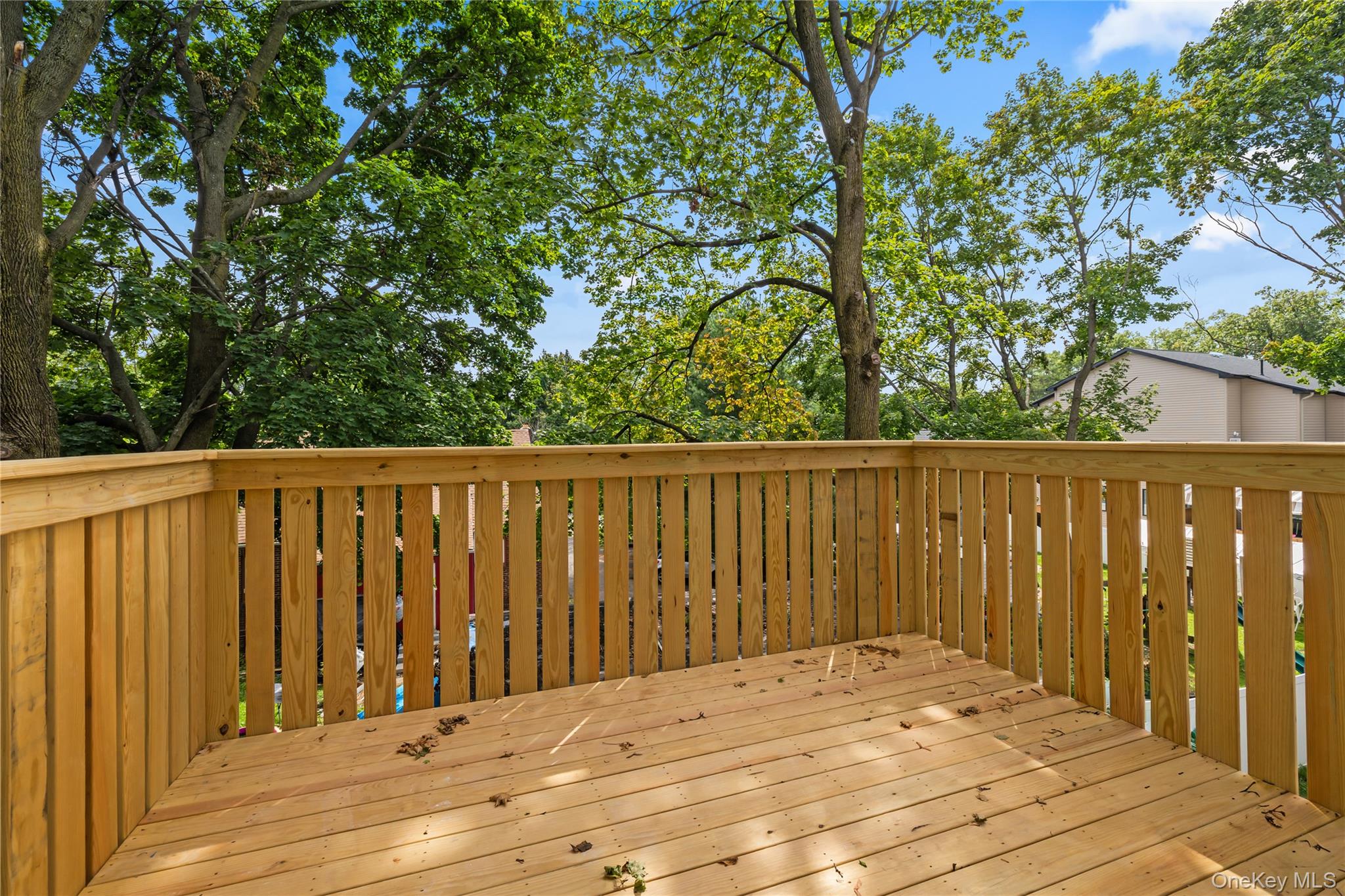 30 E Castle Avenue, Unit #101 photo 25
