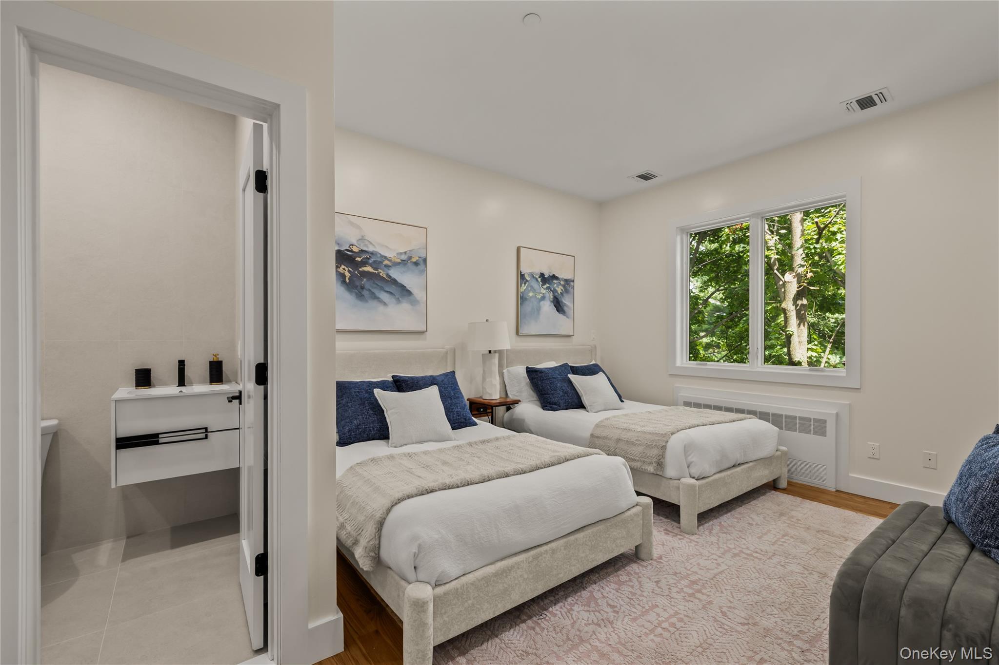 30 E Castle Avenue, Unit #101 photo 30