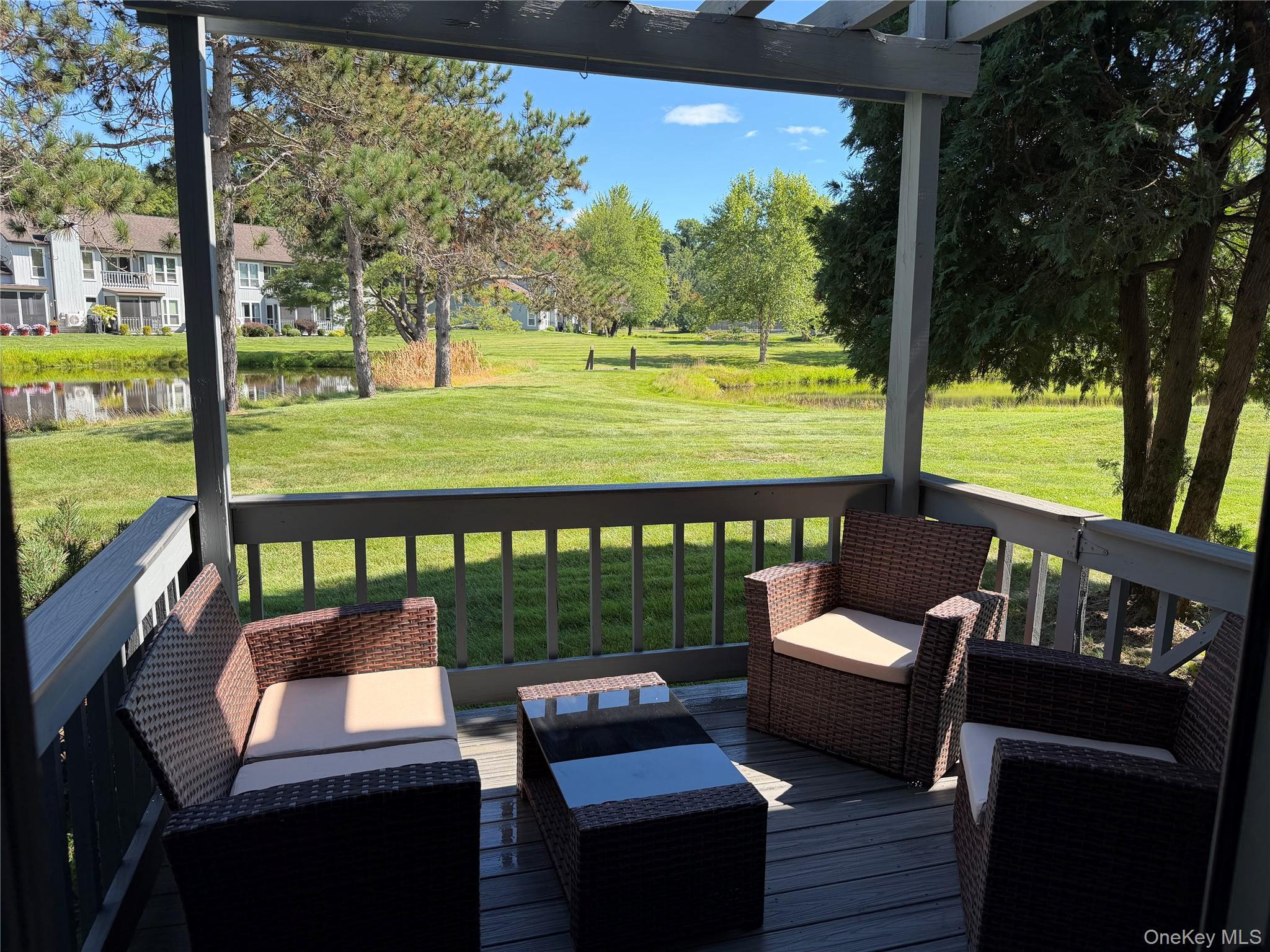 50 Pond Drive E – For Sale photo 8