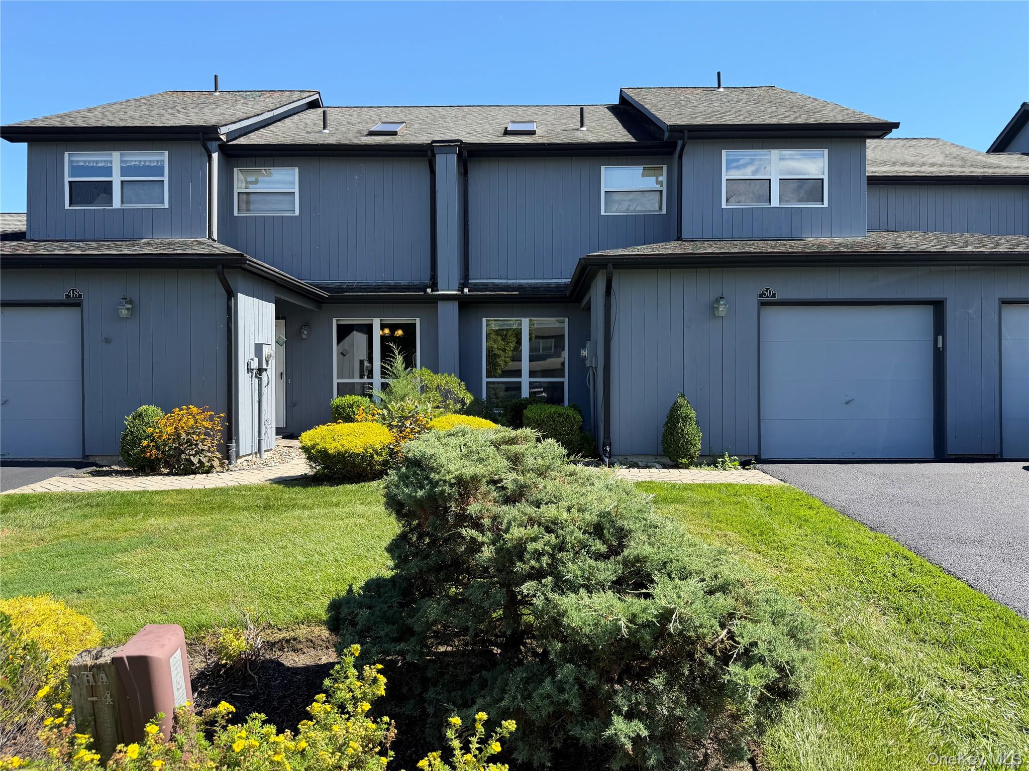 50 Pond Drive E – For Sale