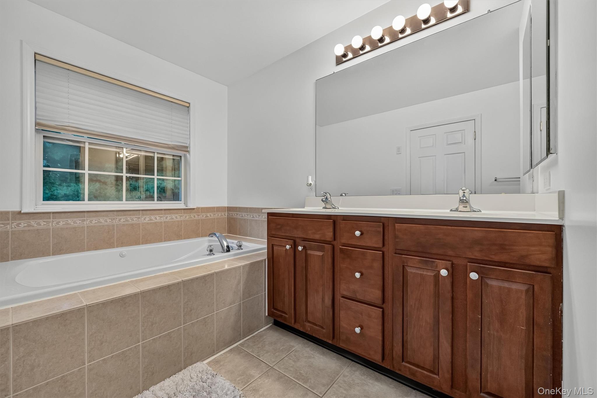 7 Gillian Court – For Sale photo 32