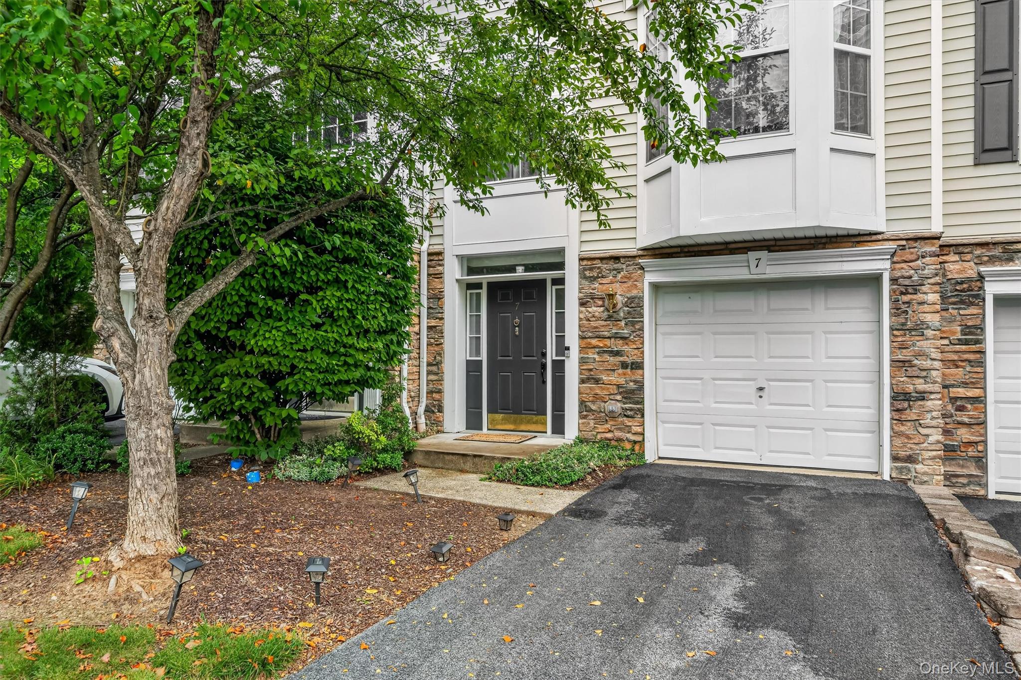7 Gillian Court – For Sale photo 4