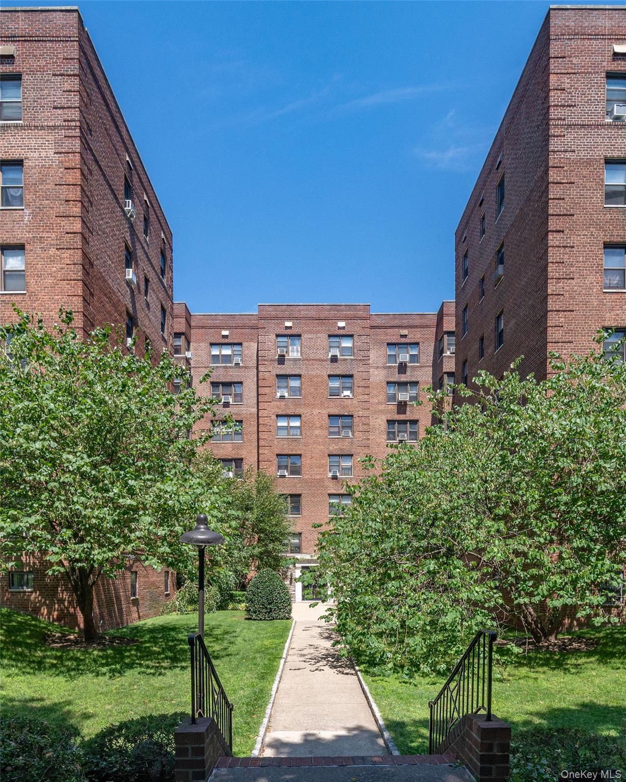 485 E Lincoln Avenue, Unit 207 photo 19