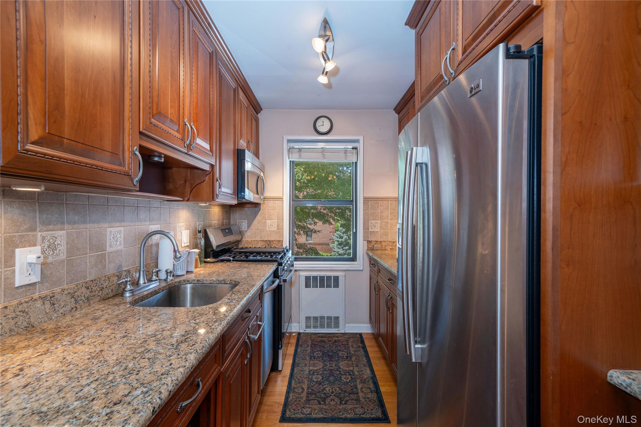 485 E Lincoln Avenue, Unit 207 photo 6