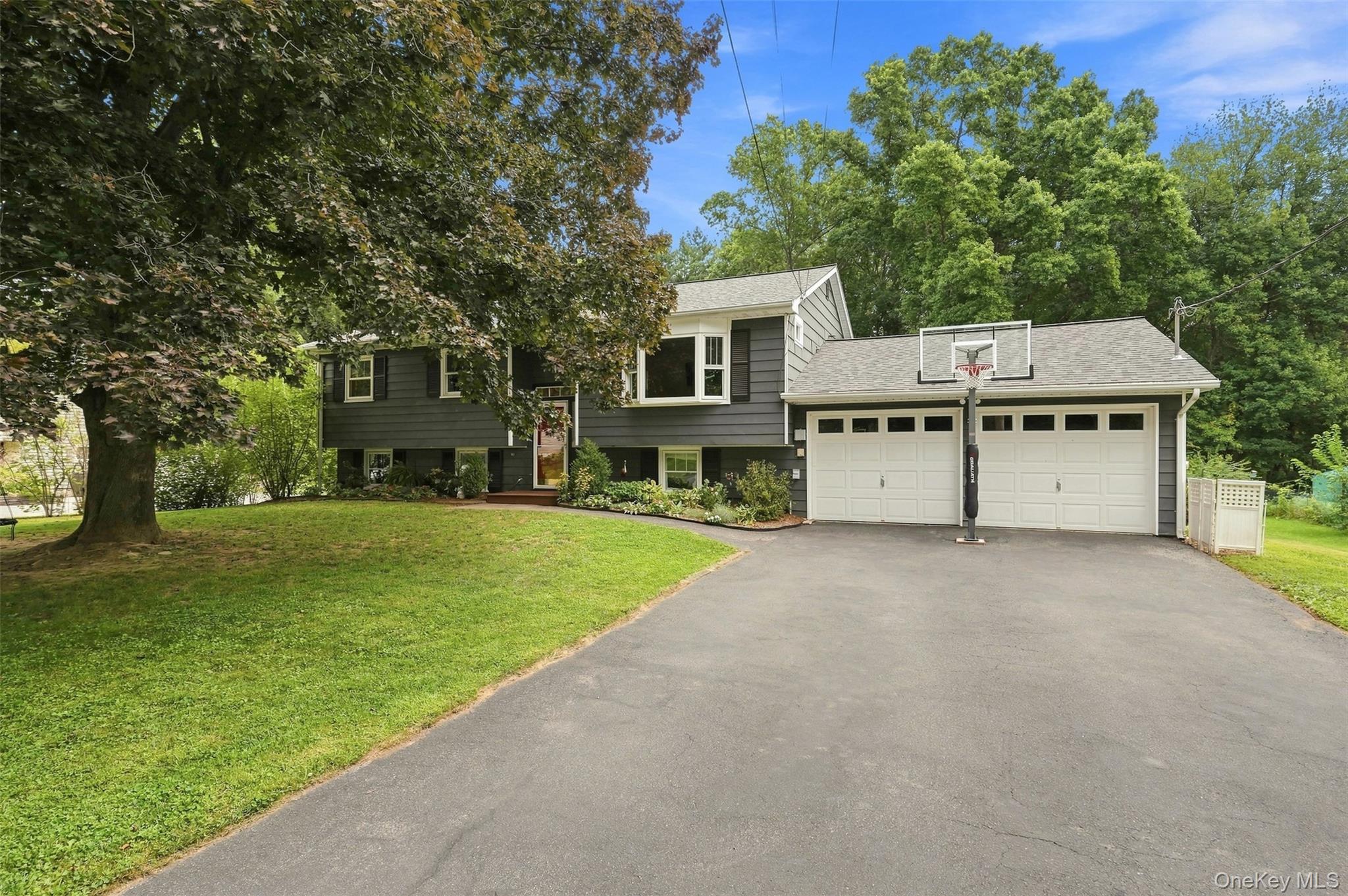 21 Smith Street – For Sale photo 2
