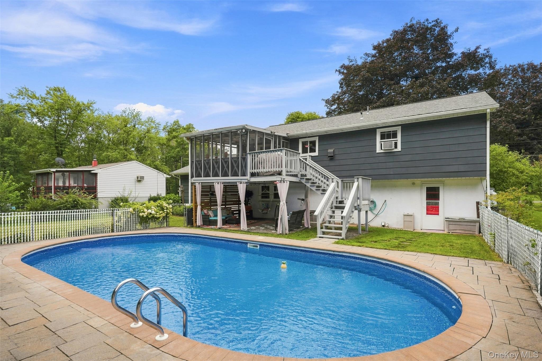 21 Smith Street – For Sale photo 36