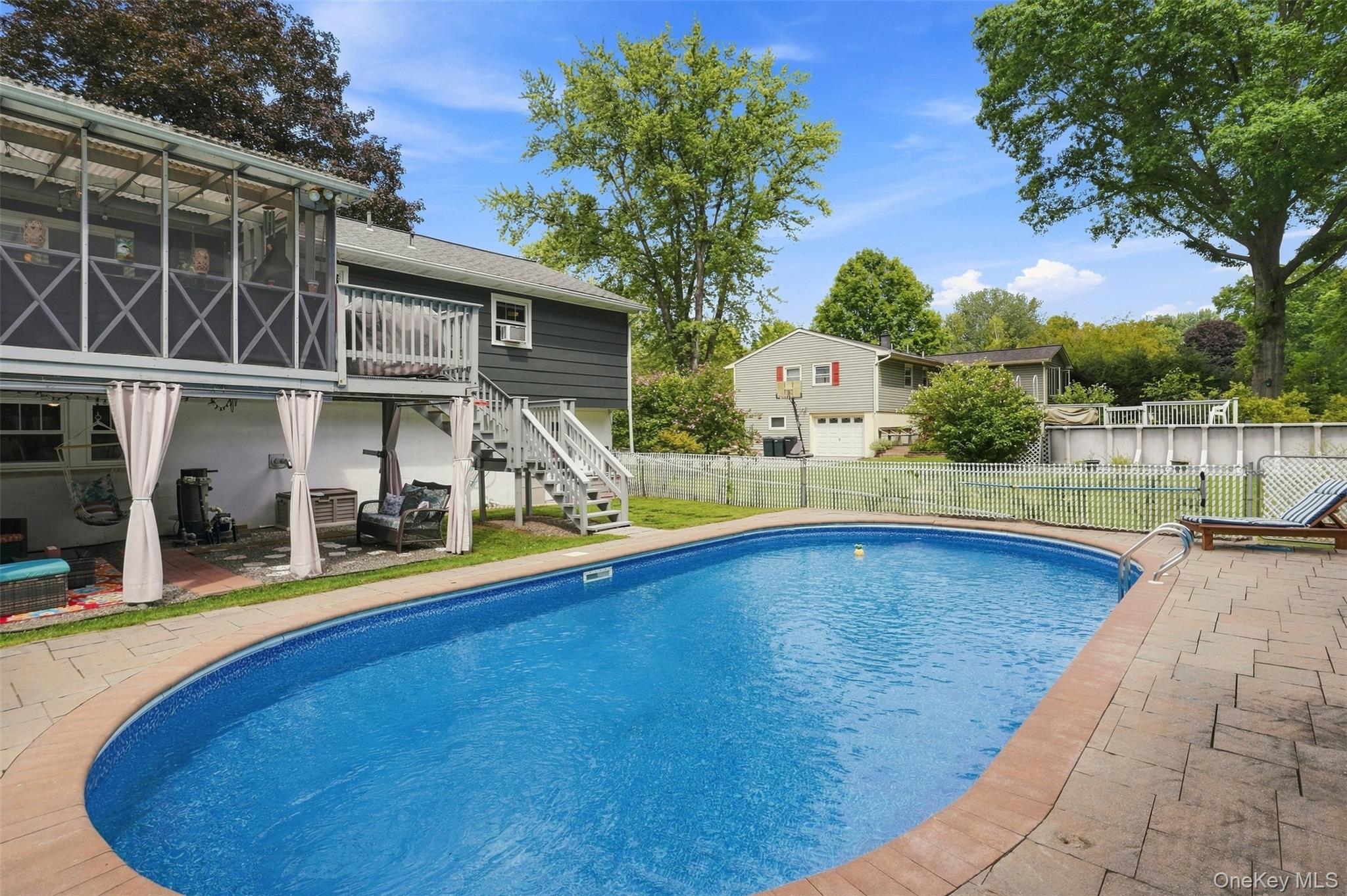 21 Smith Street – For Sale photo 35