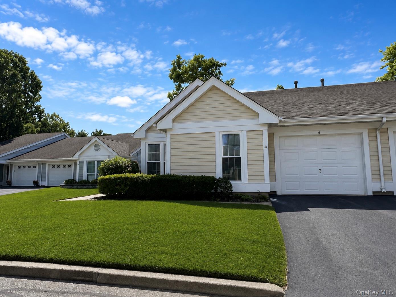 6 Oakdale Court – For Sale photo 2
