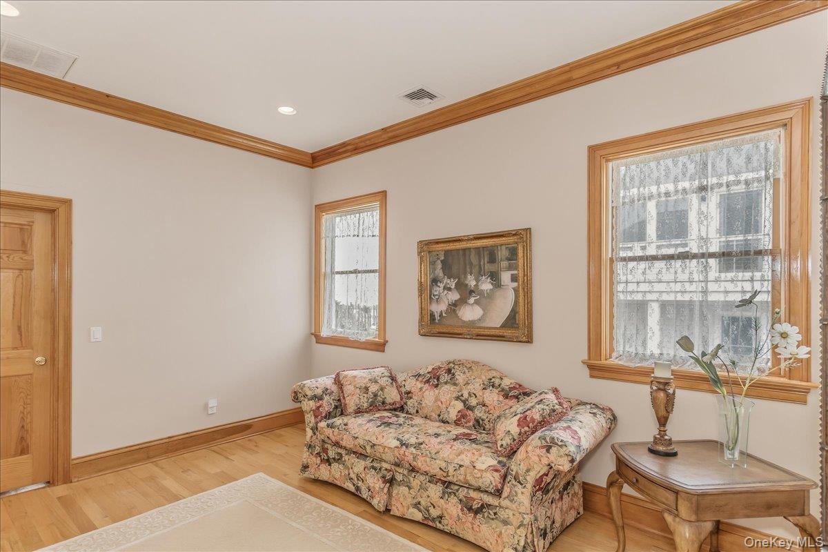 672 Dune Road – For Rent photo 25