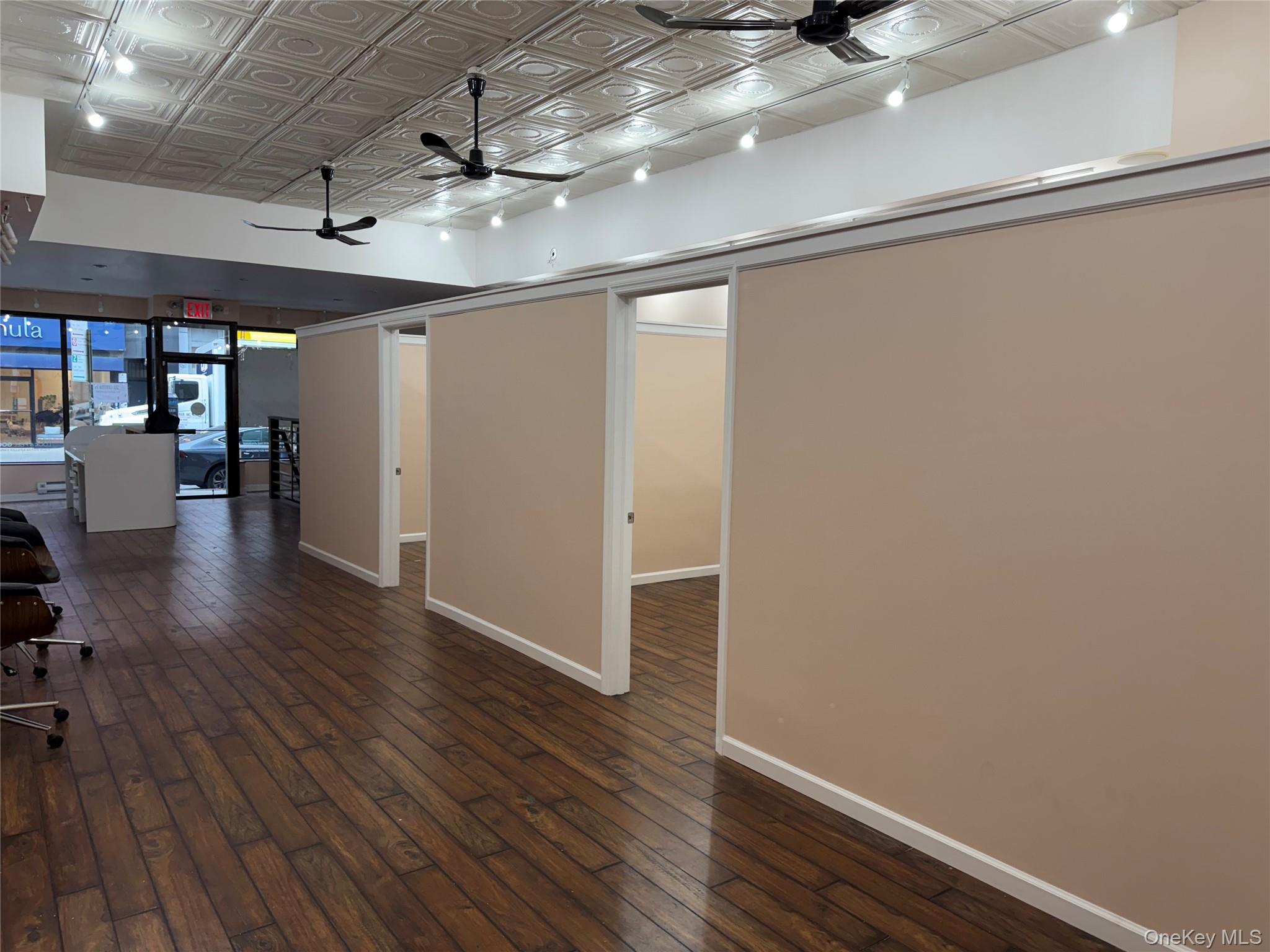 754 Manhattan Avenue, Unit STORE