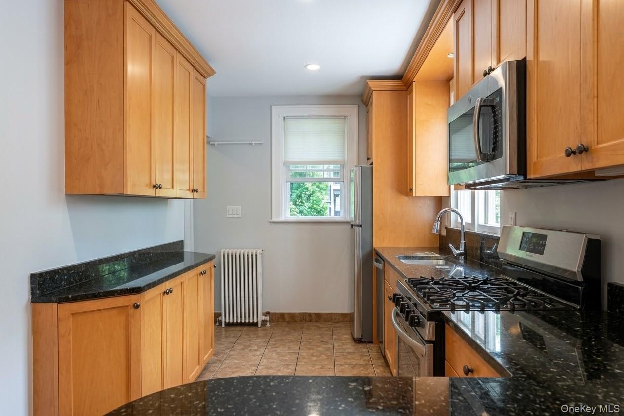 8 Washington Place – For Rent photo 8
