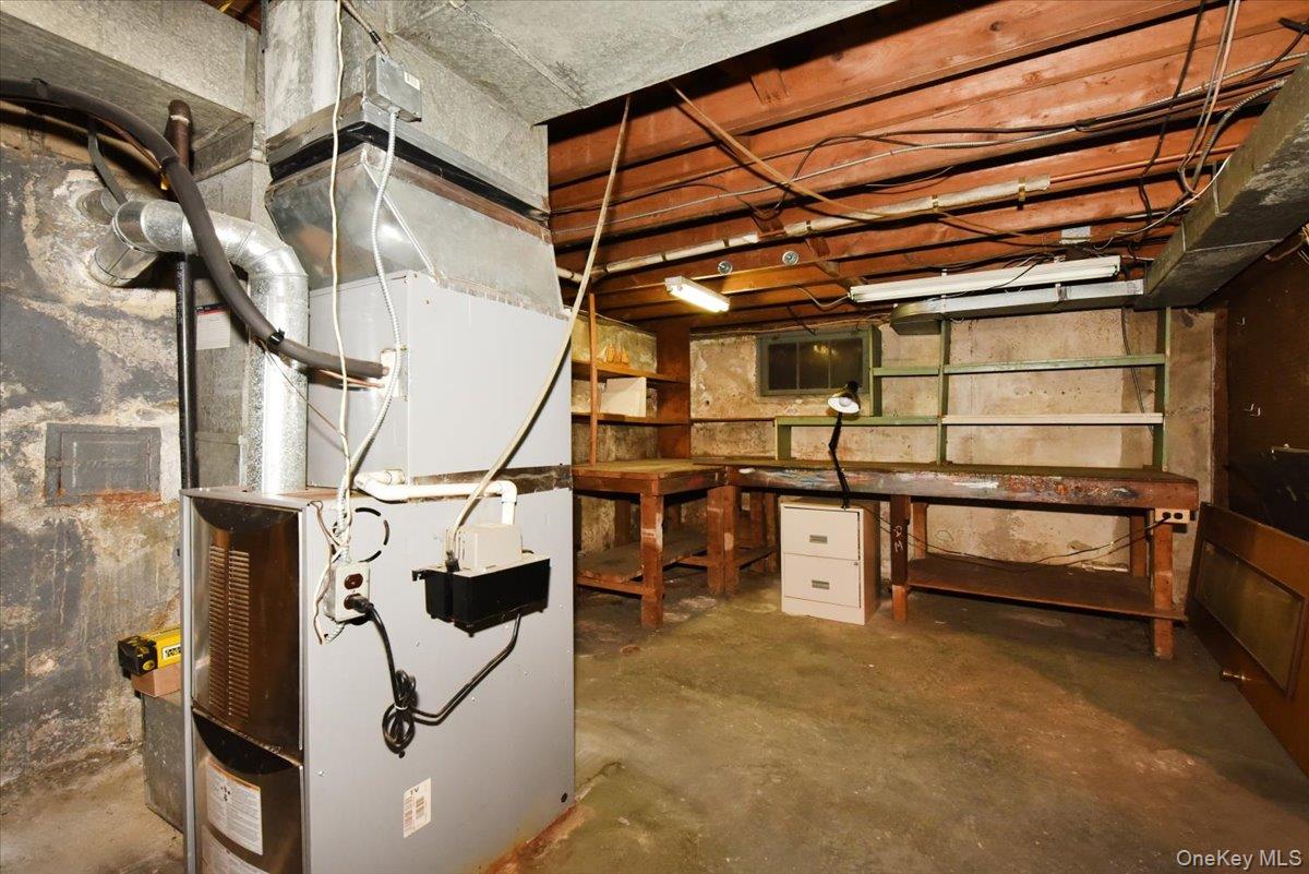 204 Franklin Street – For Sale photo 29