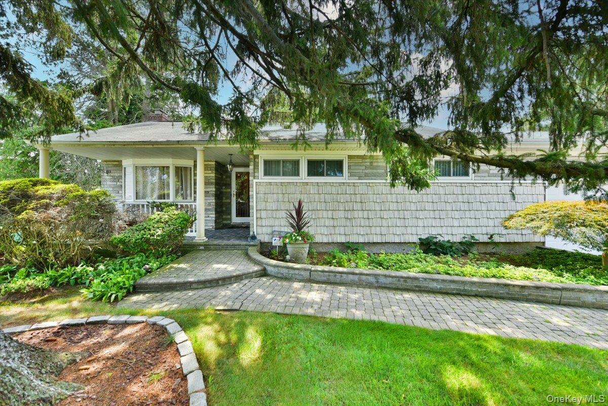 204 Franklin Street – For Sale photo 3