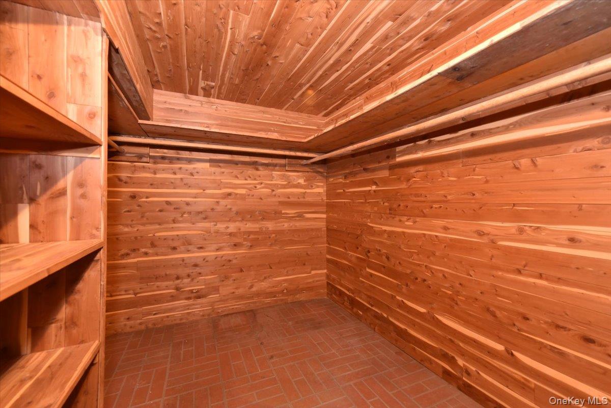 204 Franklin Street – For Sale photo 27