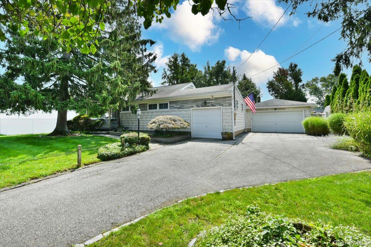 204 Franklin Street – For Sale