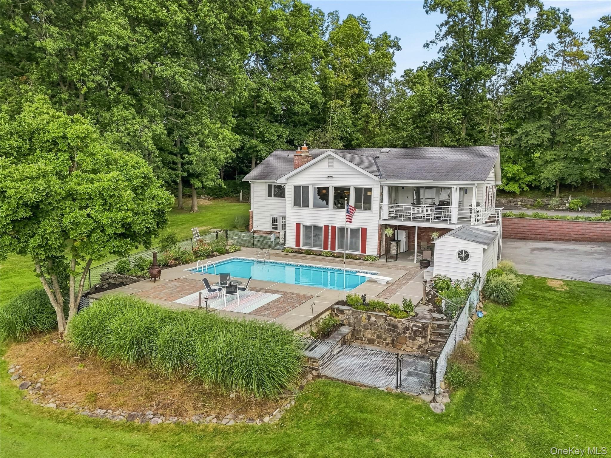 38 Shore Drive – For Sale photo 4