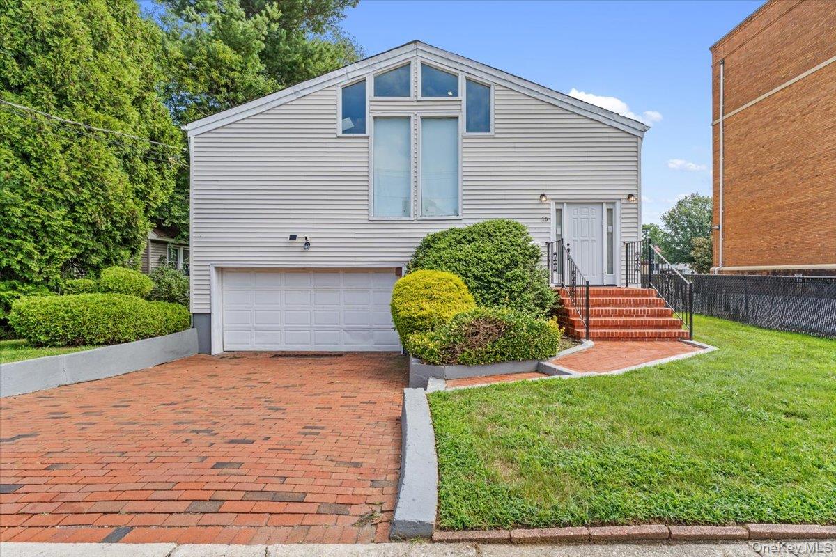 15 Church Street – For Sale