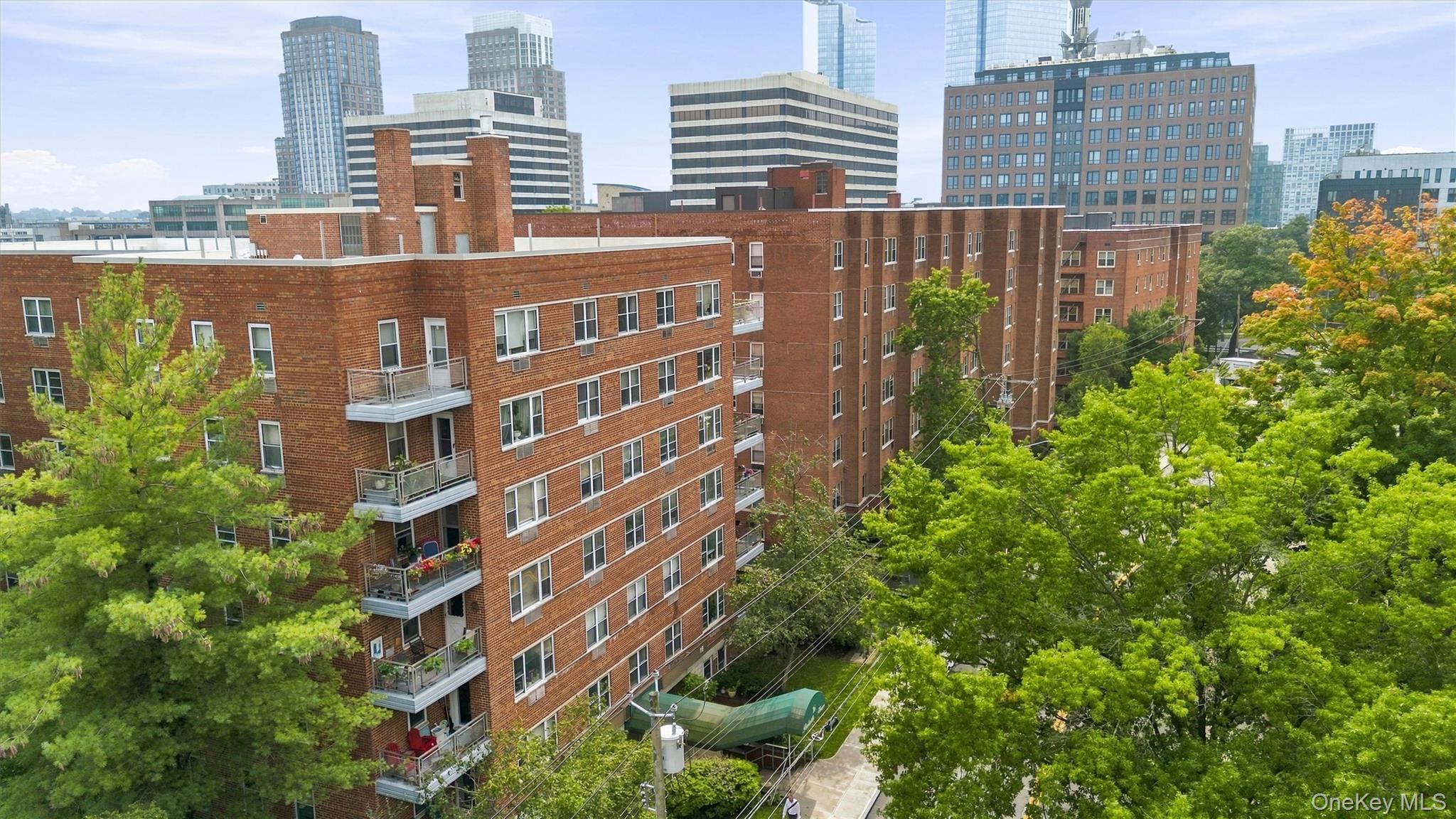 16 Lake Street, Unit 7J photo 29