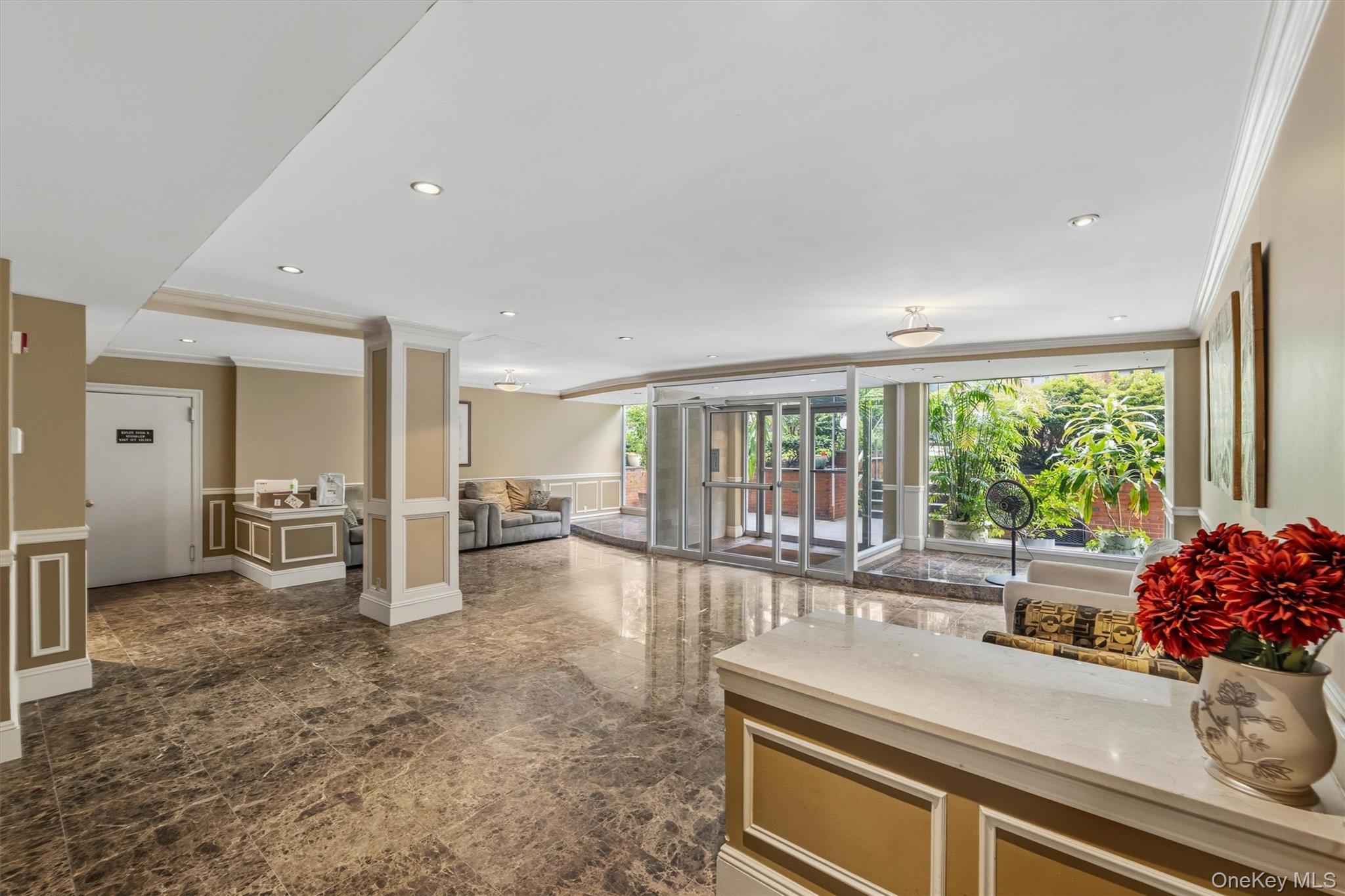 16 Lake Street, Unit 7J photo 3