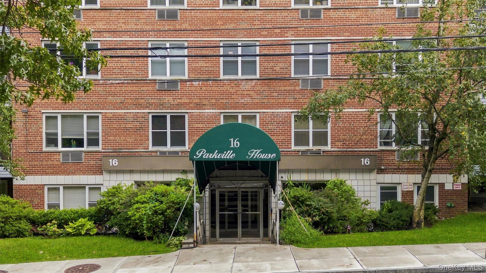 16 Lake Street, Unit 7J photo 30