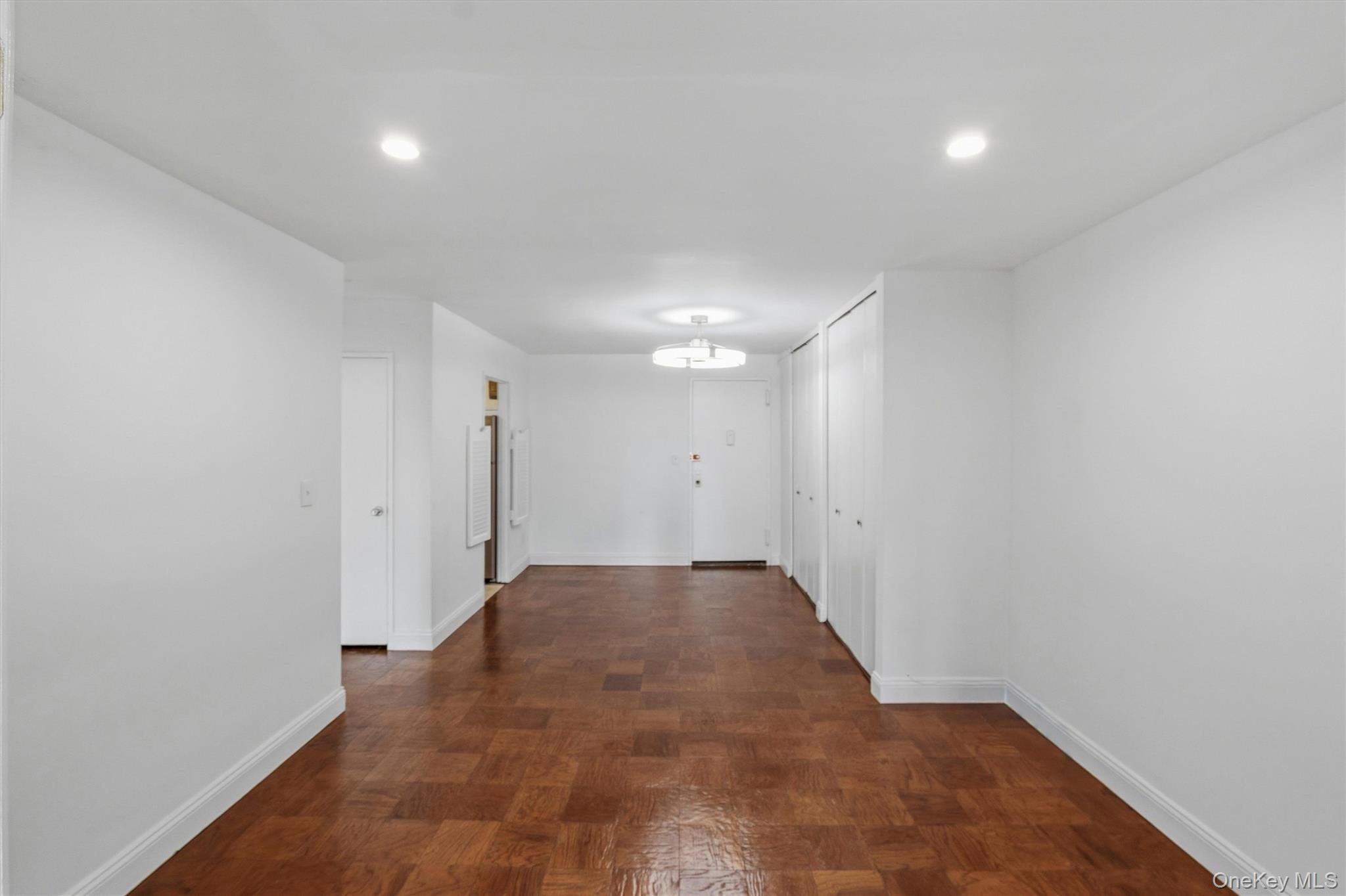 16 Lake Street, Unit 7J photo 8
