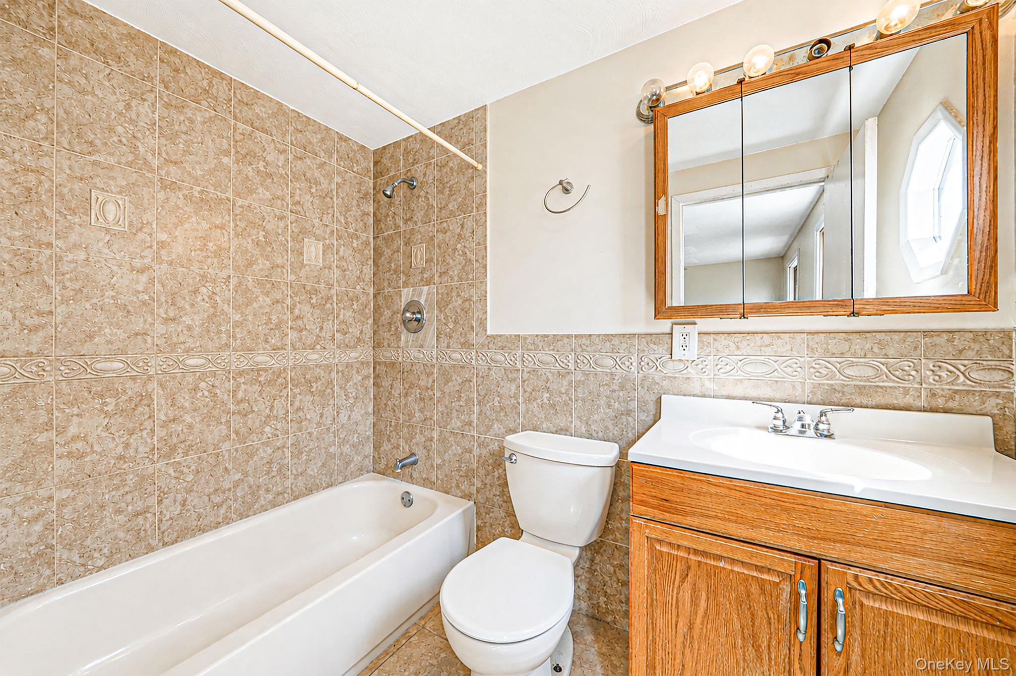 2356 Walnut Avenue – For Sale photo 14