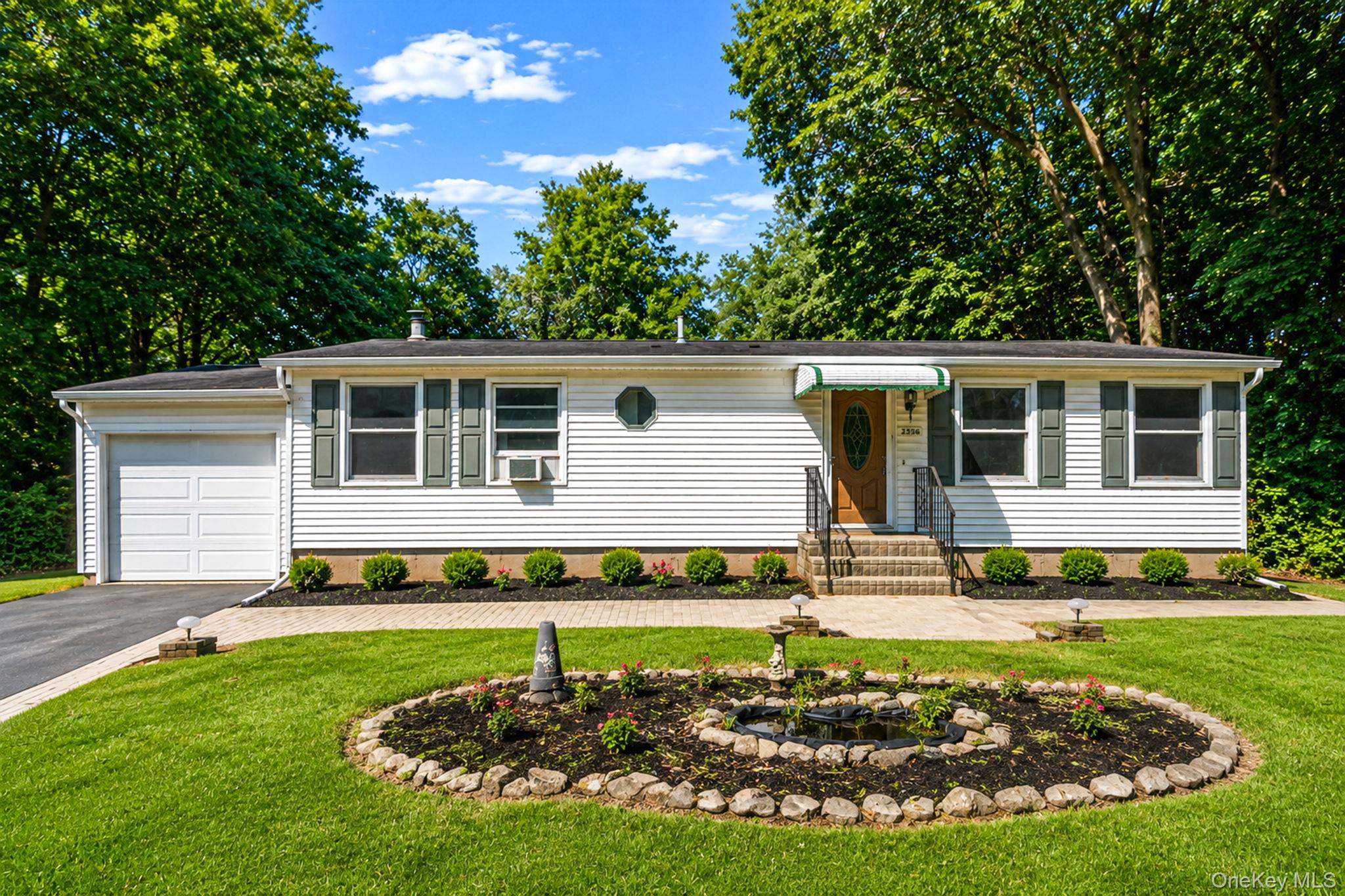 2356 Walnut Avenue – For Sale