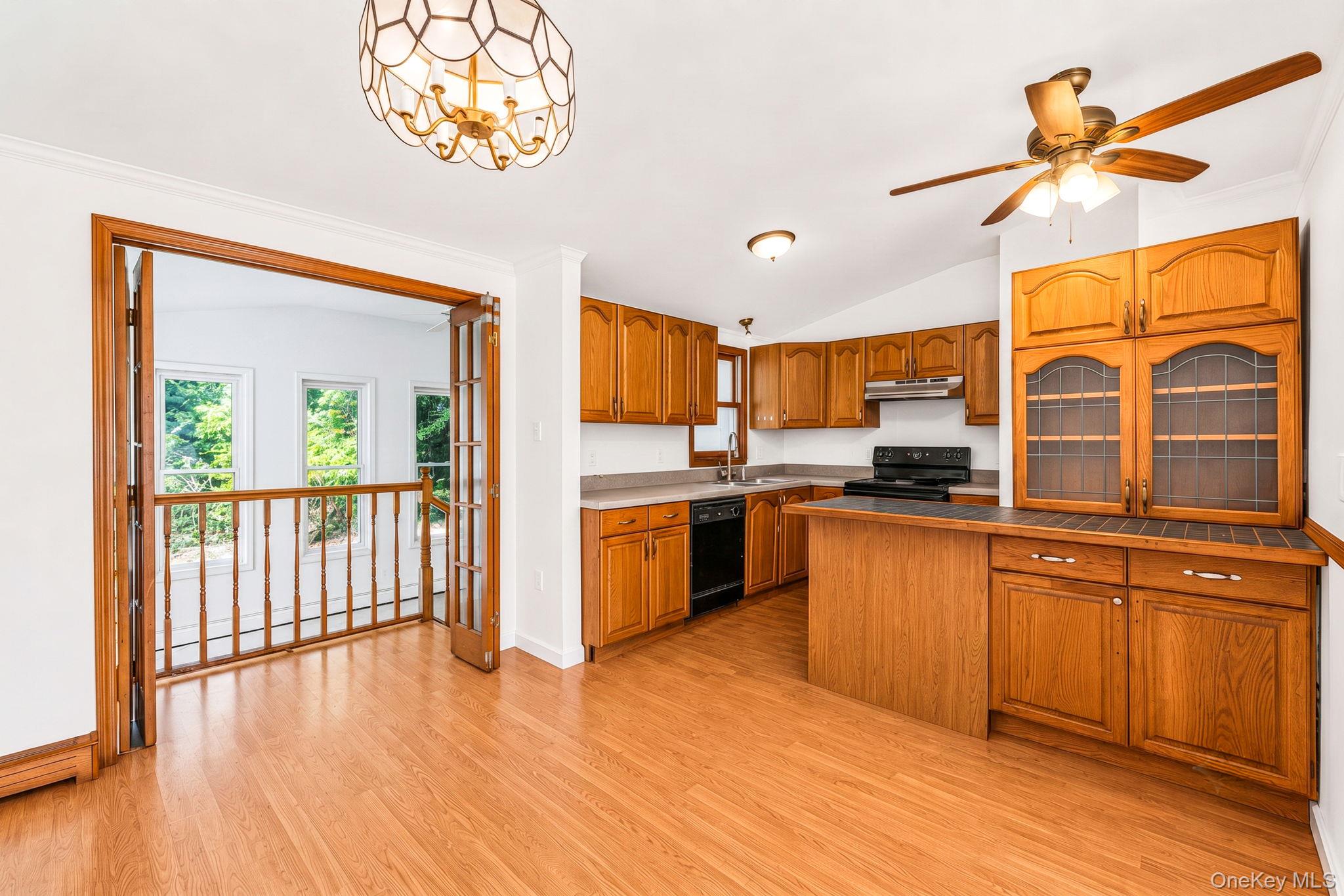2356 Walnut Avenue – For Sale photo 7