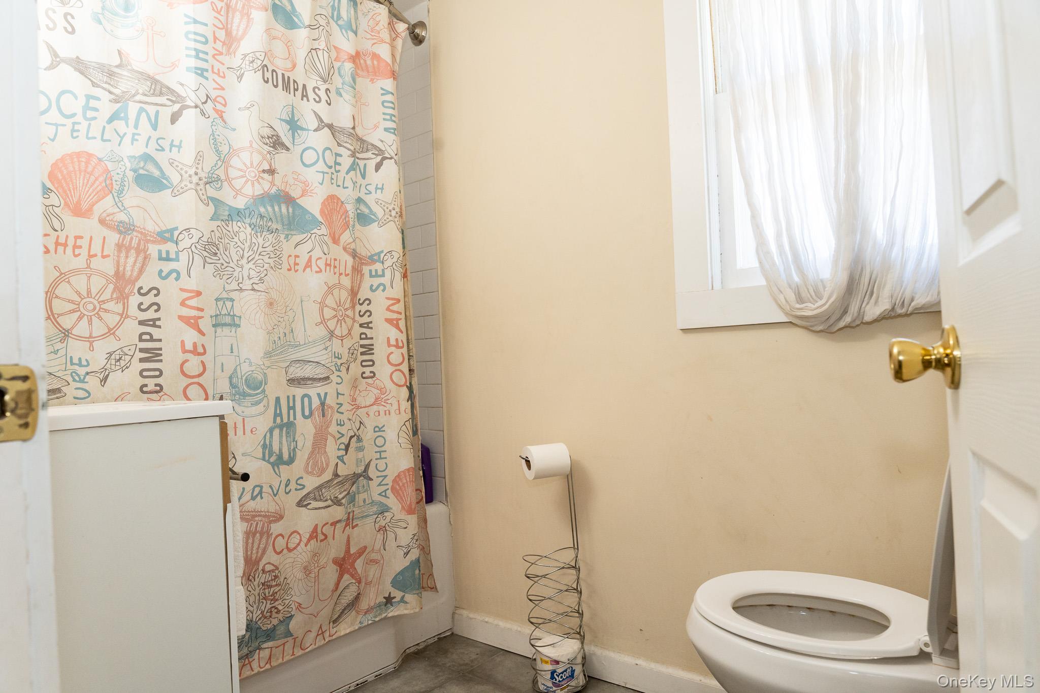 1405 Bay Avenue – For Sale photo 12