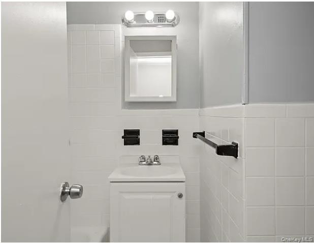 5942 164th Street, Unit 1 photo 7