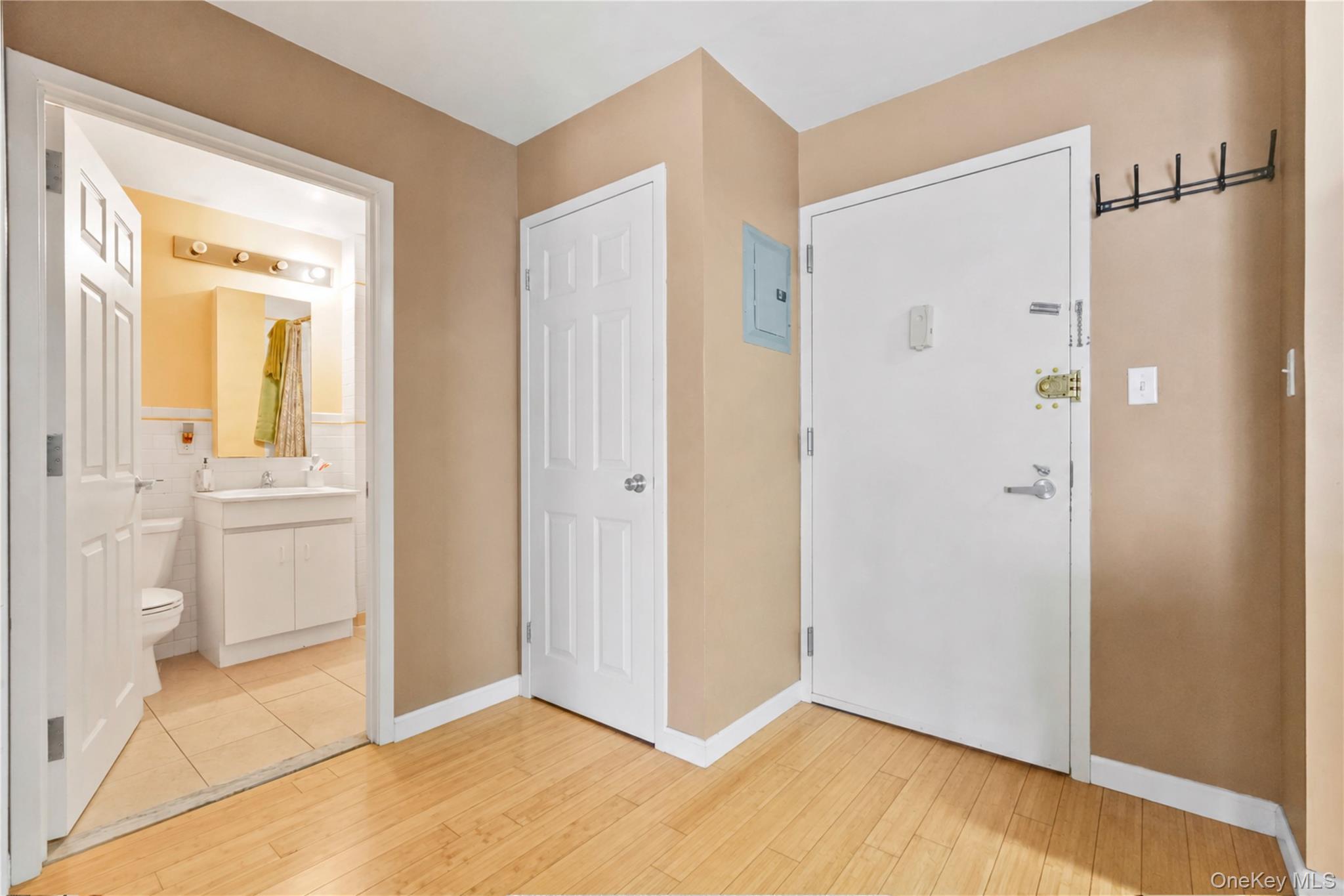 837 Washington Avenue, Unit 3B photo 7