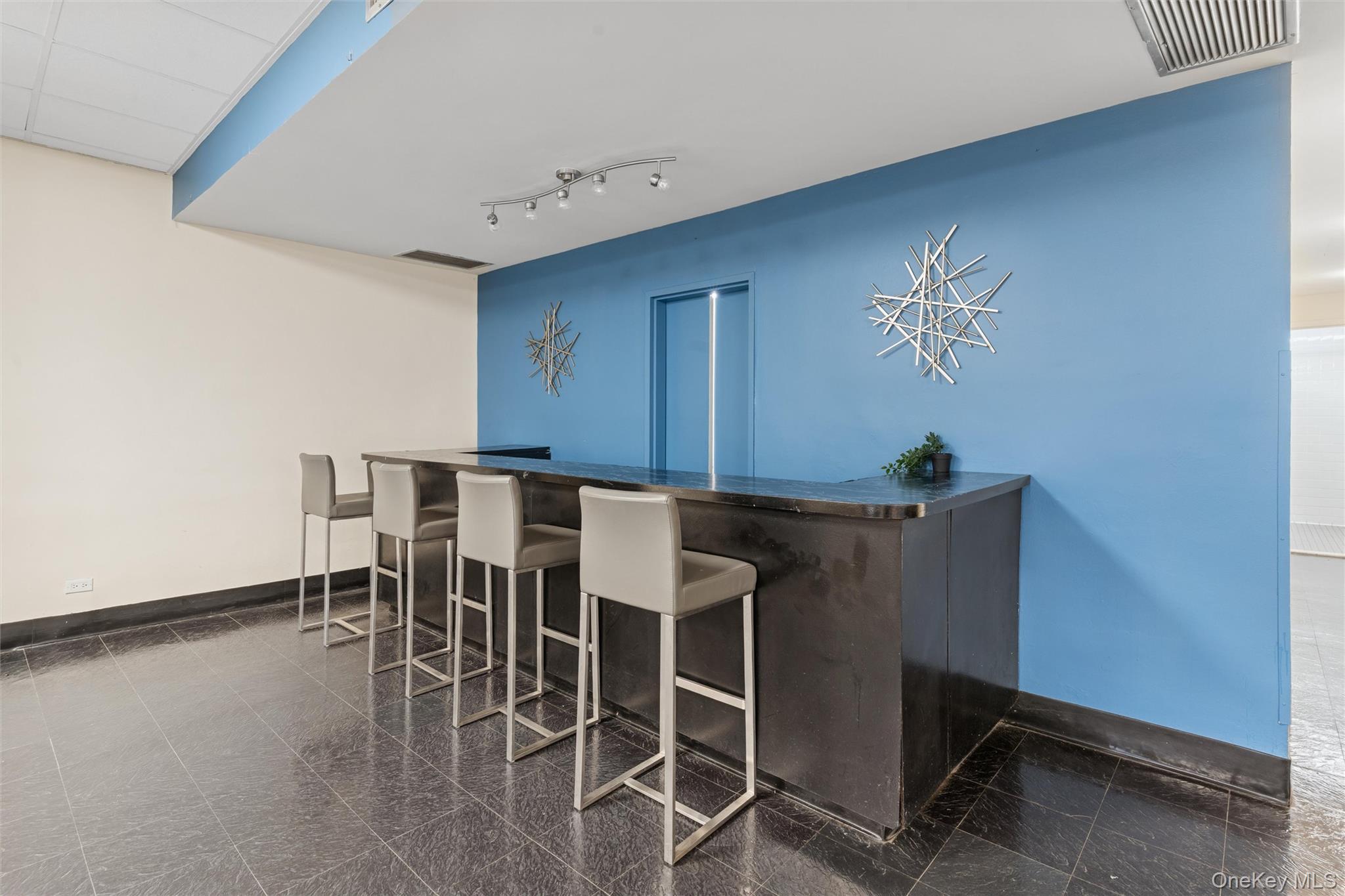 17-85 215th Street, Unit 15M photo 23