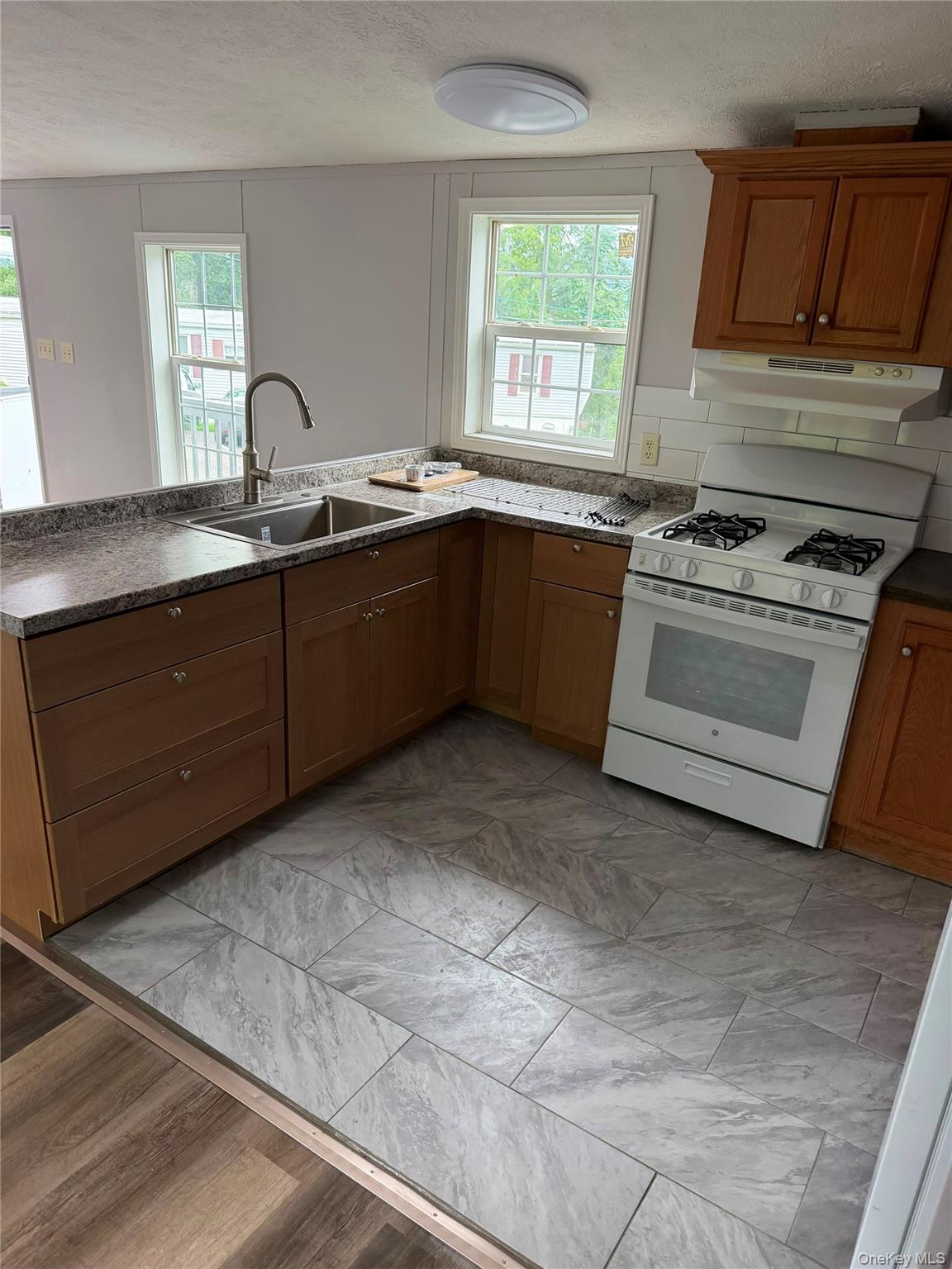 5195 State Route 52 – For Rent photo 2
