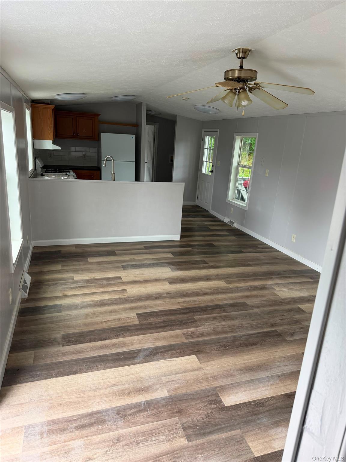 5195 State Route 52 – For Rent photo 3