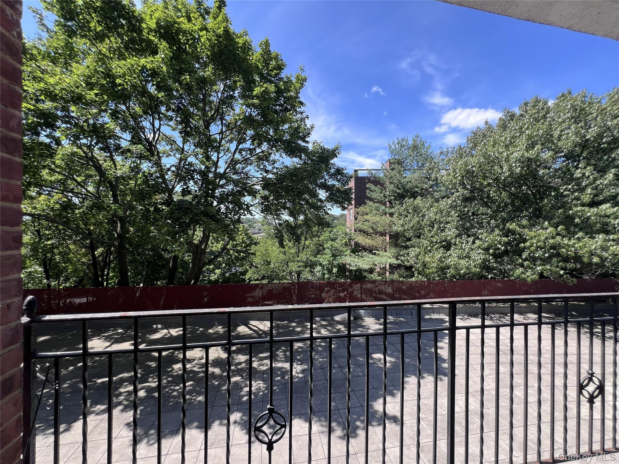 280 Collins, Unit 2B