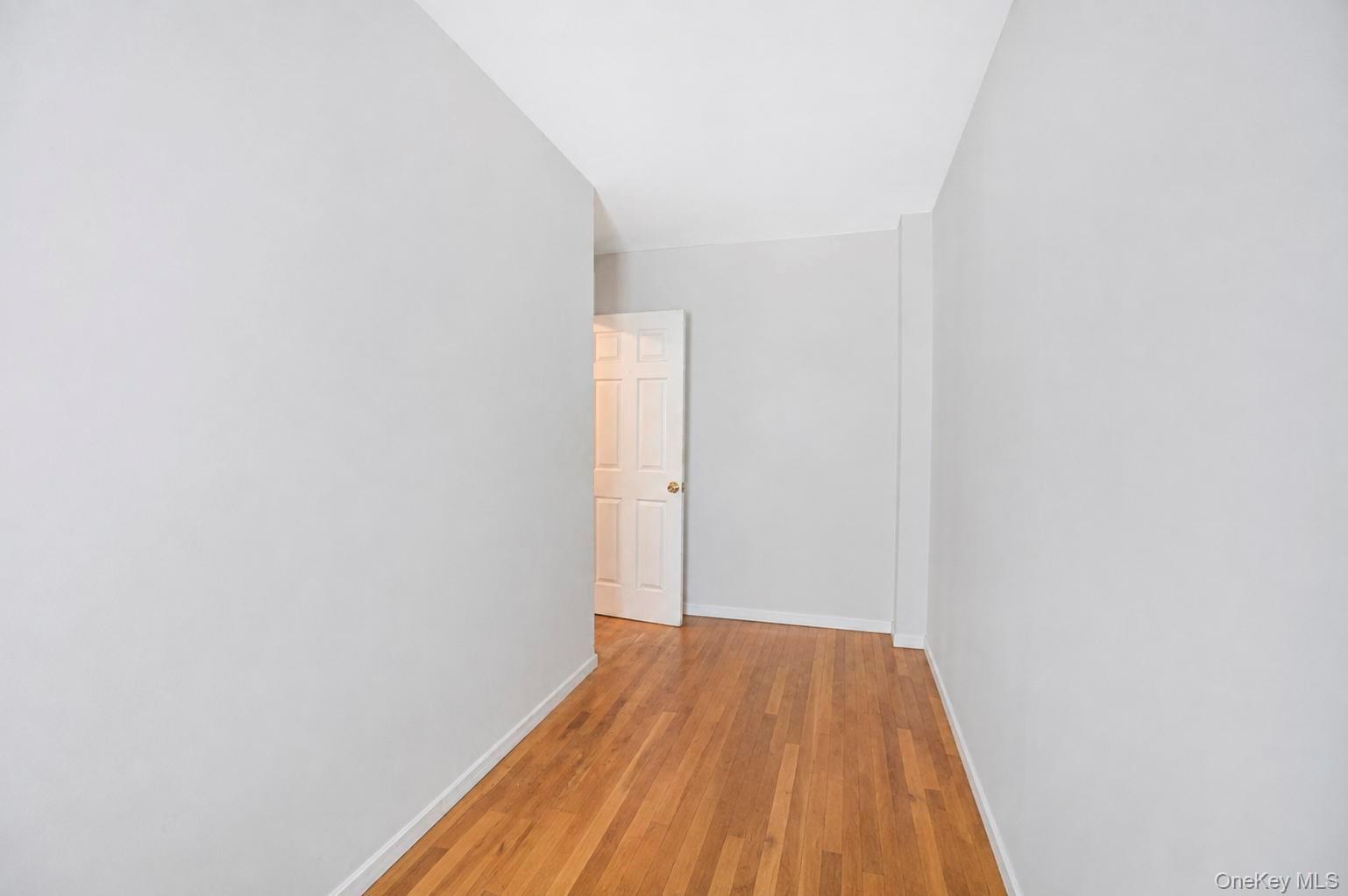 425 Barbey Street – For Sale photo 21
